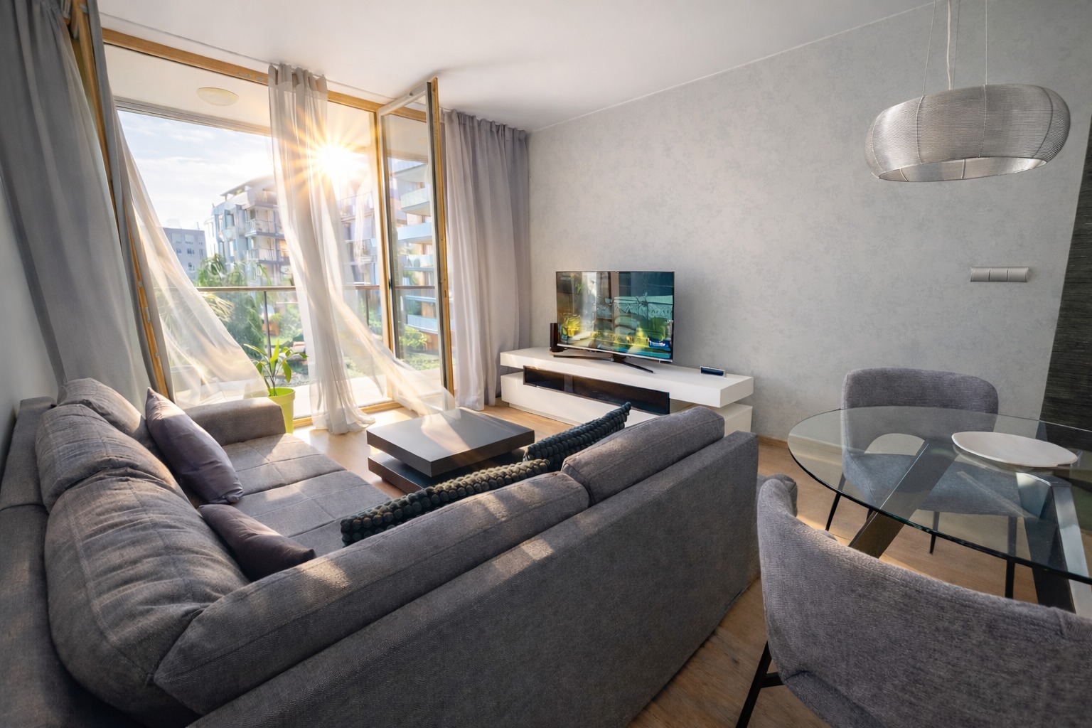 Salon La Belle Suite